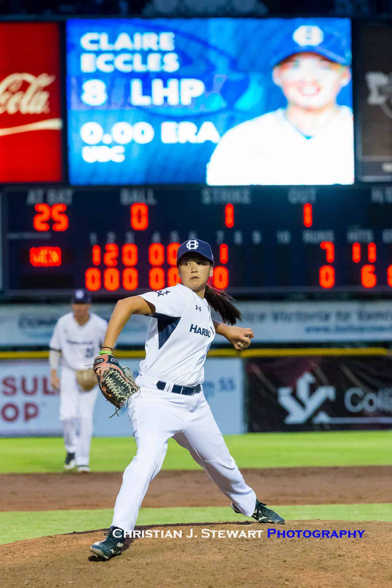 HarbourCats Lose Series Finale to Wenatchee but Make History as Claire Eccles Plays First Game