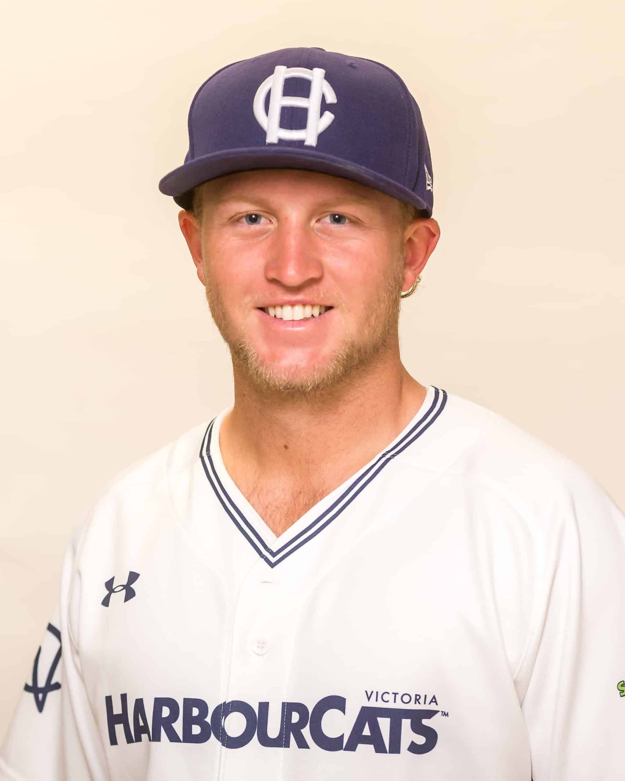 Victoria HarbourCats Dustin Miller